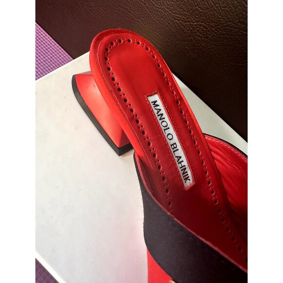 Manolo Blahnik RARE Red Black Silk Embellished Mules Clogs Size 38 NEW Shoes - Picture 7 of 9